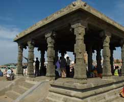 Honeymoon Tour To Kanyakumari